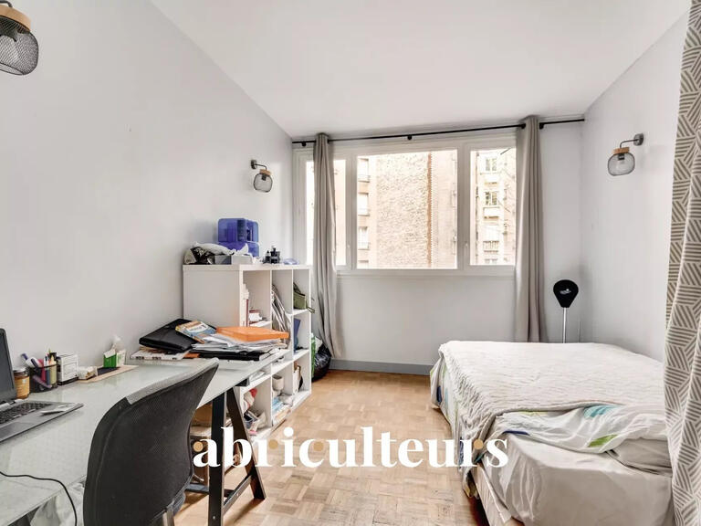 Appartement Paris 16e - 3 chambres - 120m²