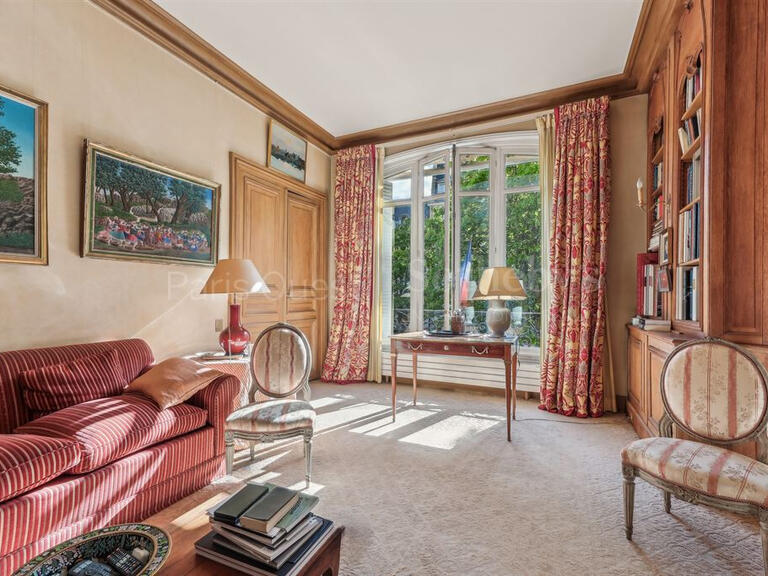 Apartment Paris 16e - 4 bedrooms - 252m²