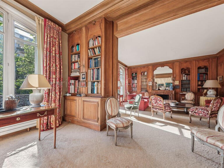 Apartment Paris 16e - 4 bedrooms - 252m²