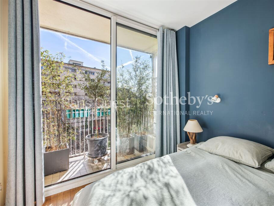 Apartment Paris 16e