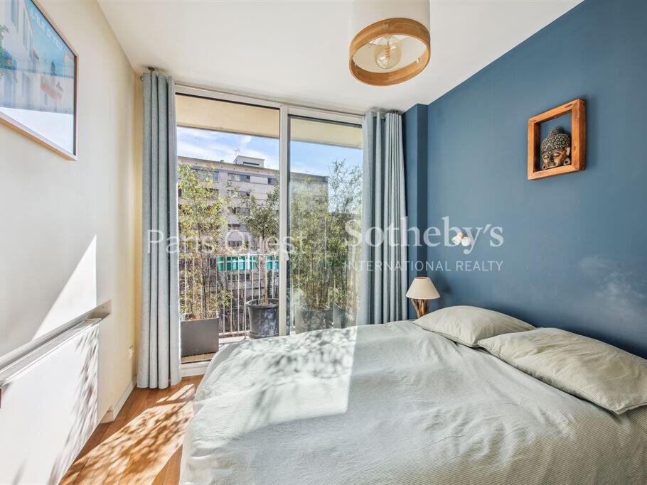 Apartment Paris 16e