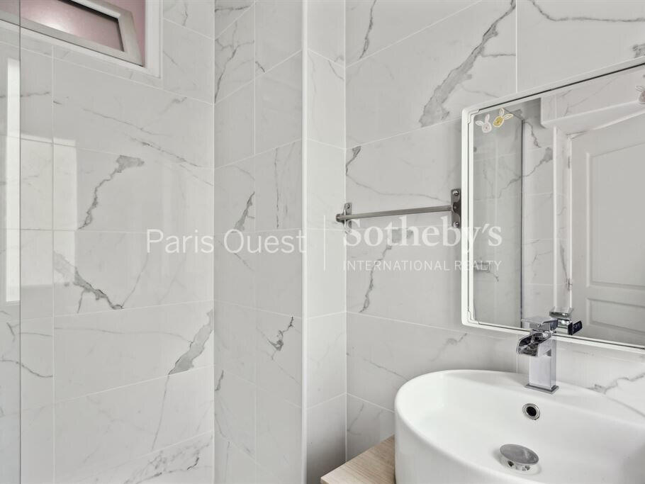 Apartment Paris 16e