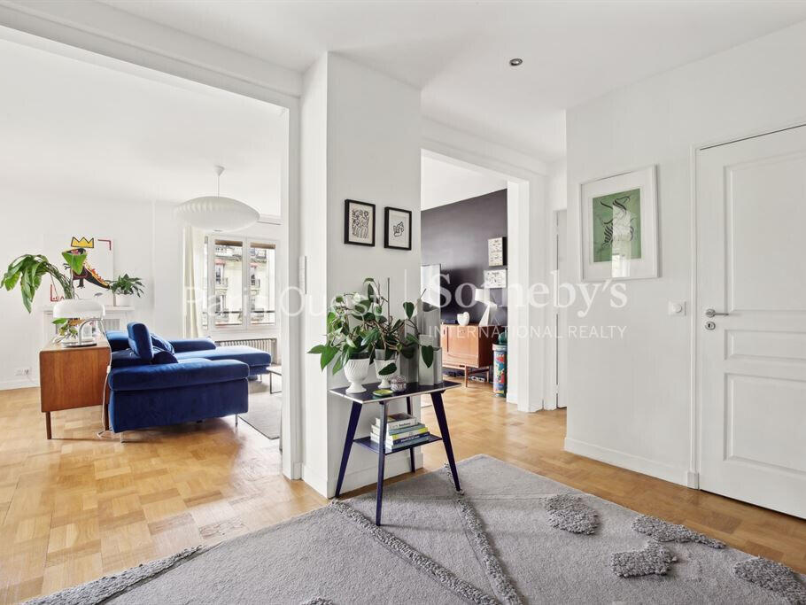 Apartment Paris 16e