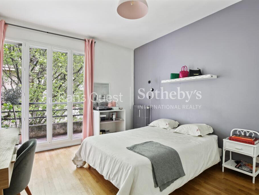 Apartment Paris 16e