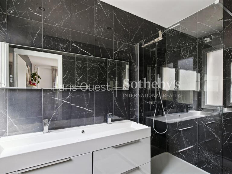 Apartment Paris 16e - 4 bedrooms - 173m²