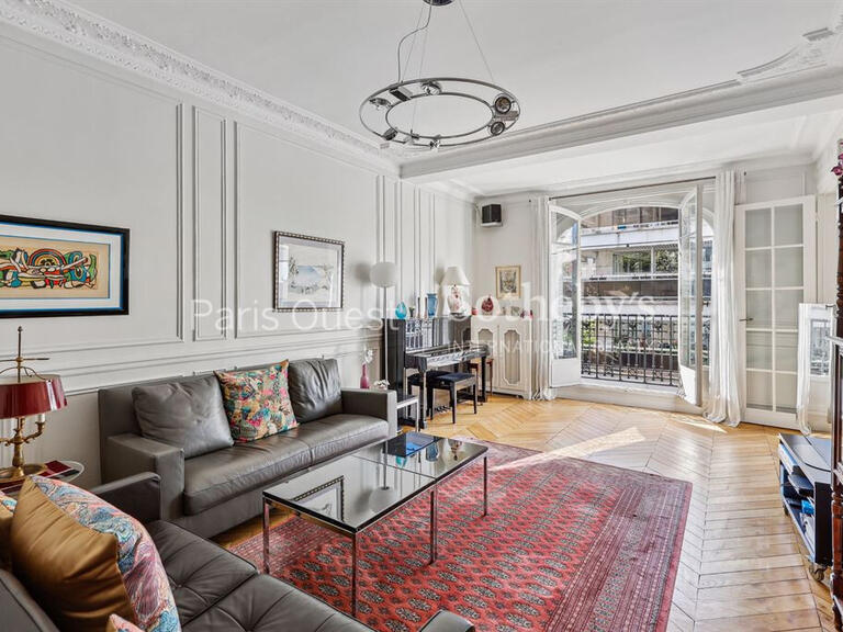 Sale Apartment Paris 16e - 2 bedrooms