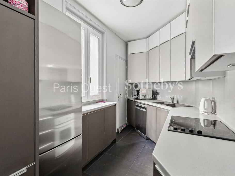 Apartment Paris 16e