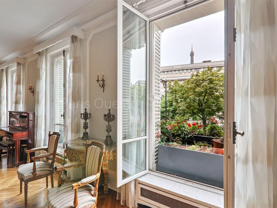 Apartment Paris 16e