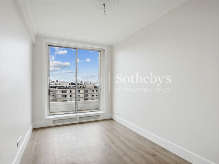 Appartement Paris 16e - 3 chambres - 108m²