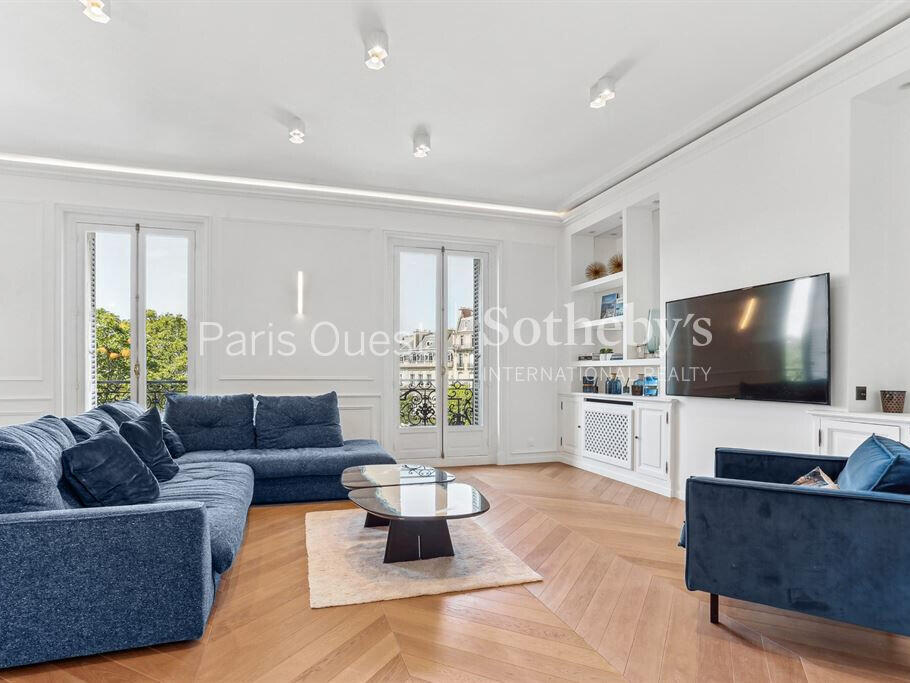 Apartment Paris 16e