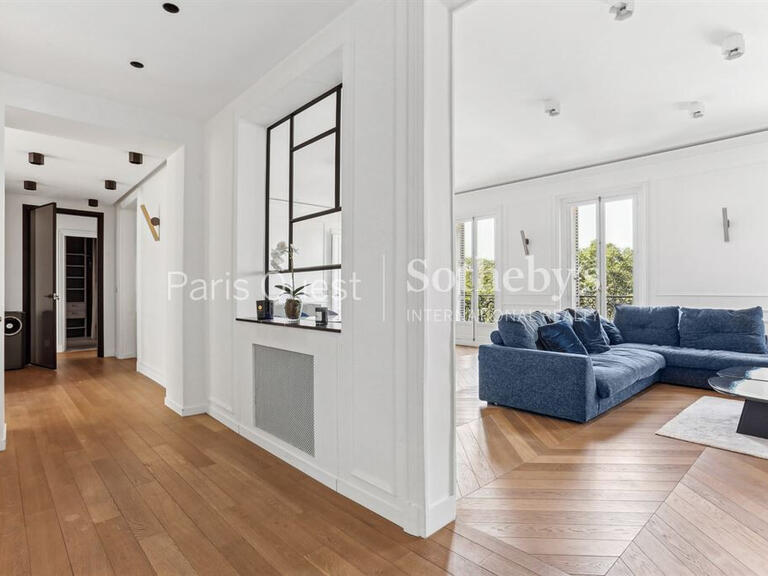 Apartment Paris 16e - 2 bedrooms - 135m²