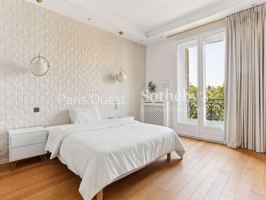 Apartment Paris 16e