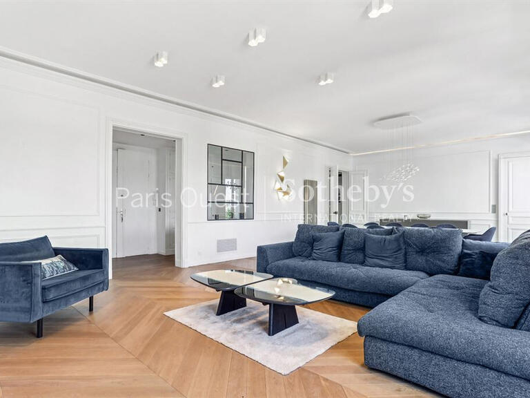 Apartment Paris 16e - 2 bedrooms - 135m²