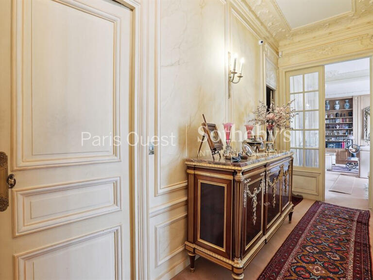 Sale Apartment Paris 16e - 2 bedrooms