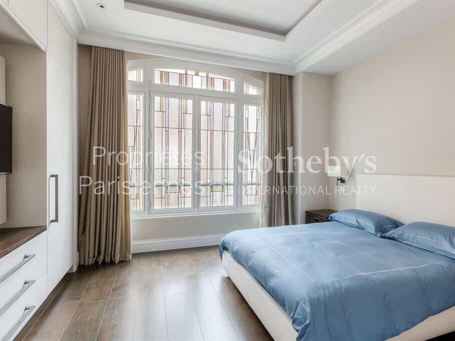 Apartment Paris 16e