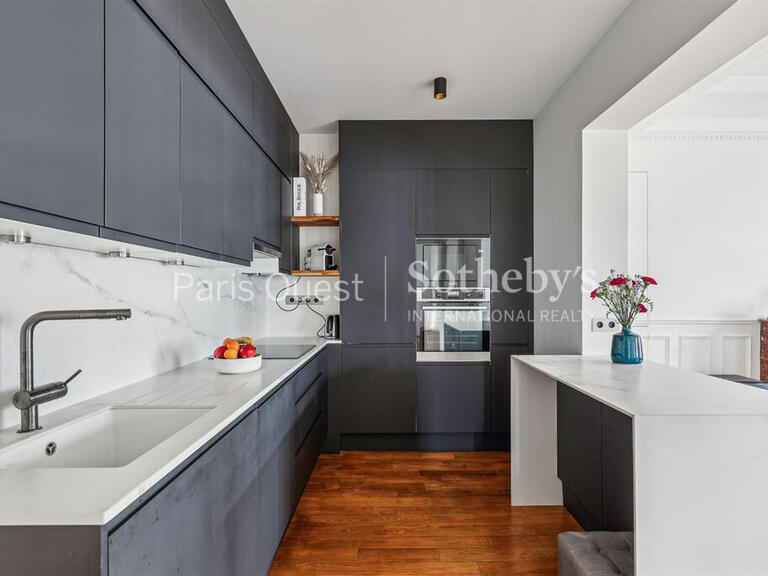 Apartment Paris 16e - 3 bedrooms - 121m²