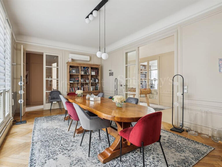 Apartment Paris 16e - 4 bedrooms - 252m²