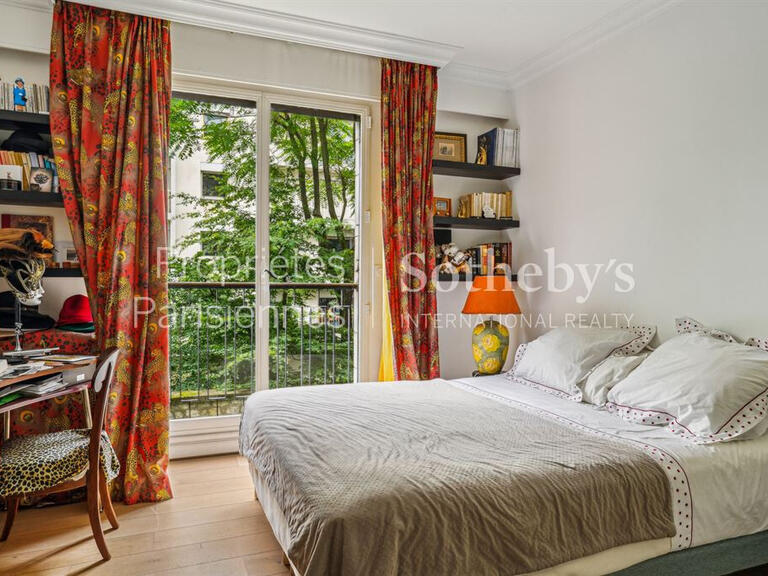 Apartment Paris 16e - 3 bedrooms - 156m²