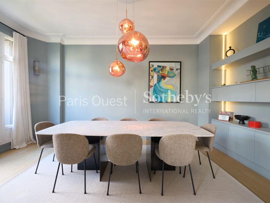 Apartment Paris 16e