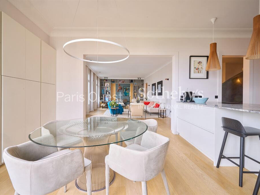 Apartment Paris 16e