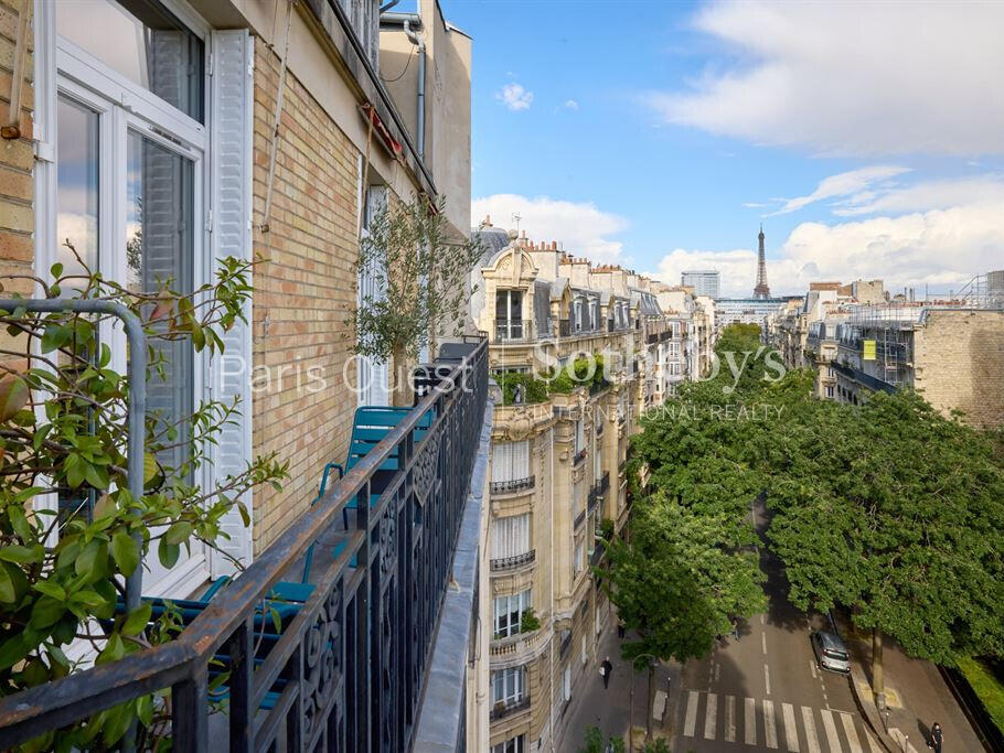 Apartment Paris 16e