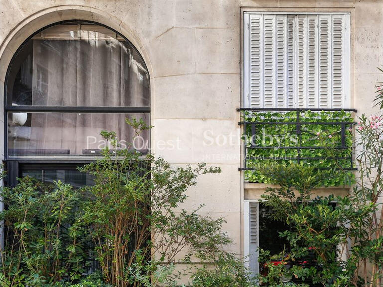 Appartement Paris 16e - 3 chambres - 97m²