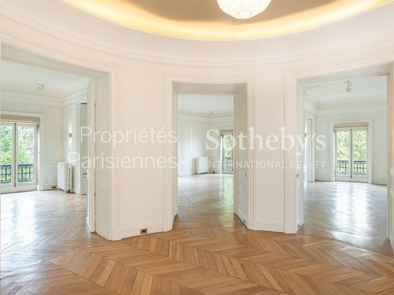 Apartment Paris 16e - 7 bedrooms - 528m²