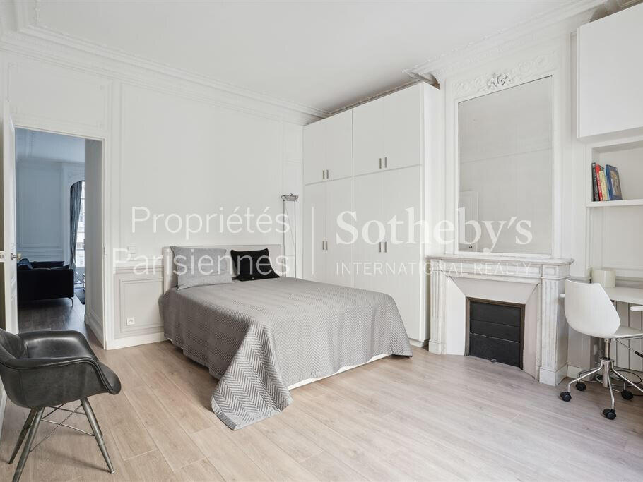 Apartment Paris 16e