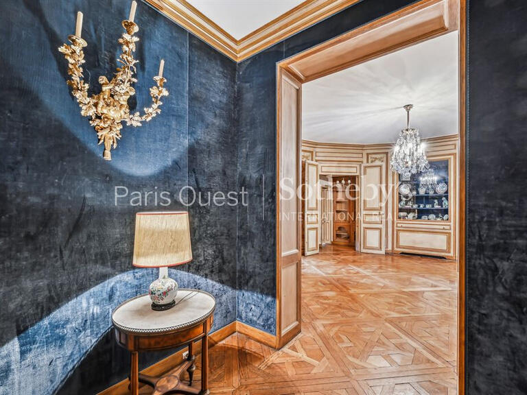 Appartement Paris 16e - 4 chambres - 362m²