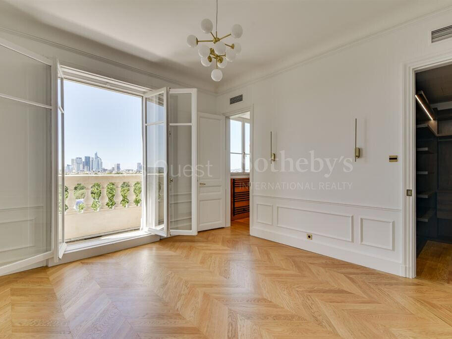 Apartment Paris 16e