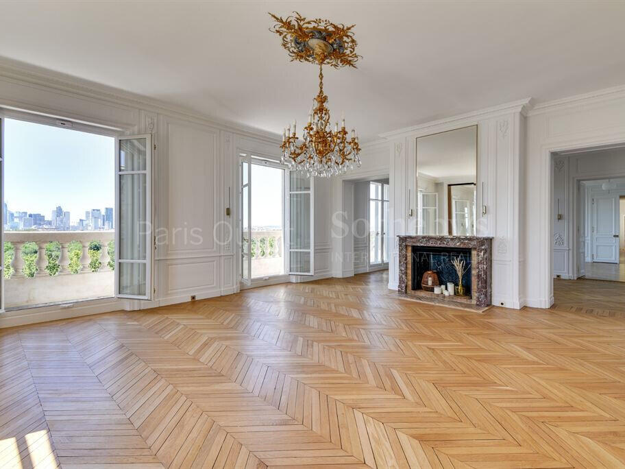 Apartment Paris 16e