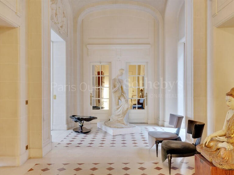 Apartment Paris 16e - 4 bedrooms - 300m²