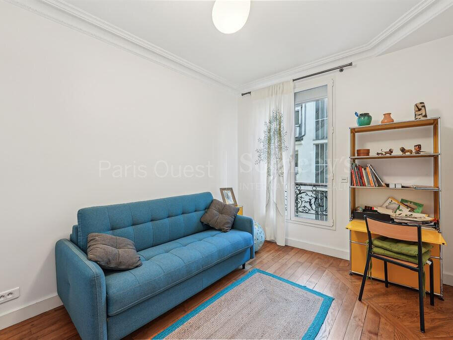 Apartment Paris 16e