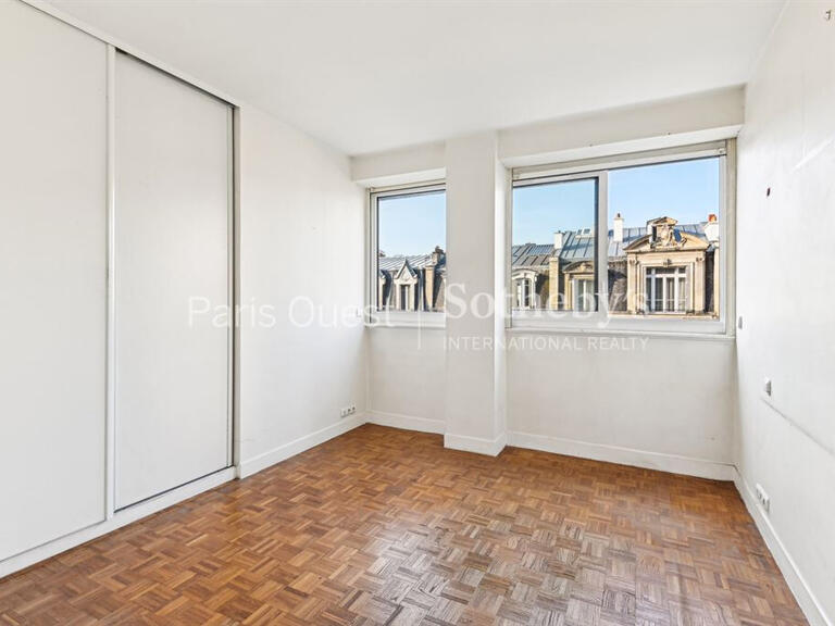 Appartement Paris 16e - 2 chambres - 94m²