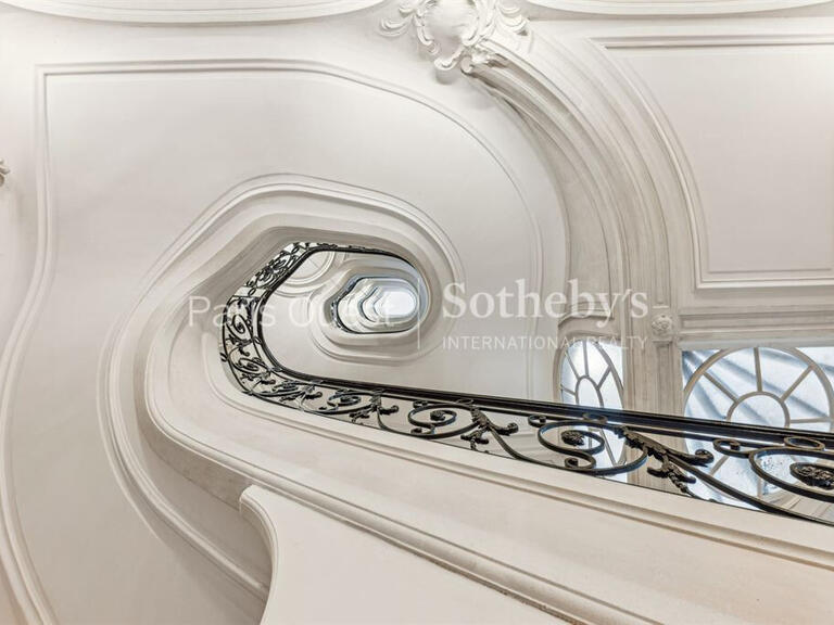 Apartment Paris 16e - 4 bedrooms - 285m²