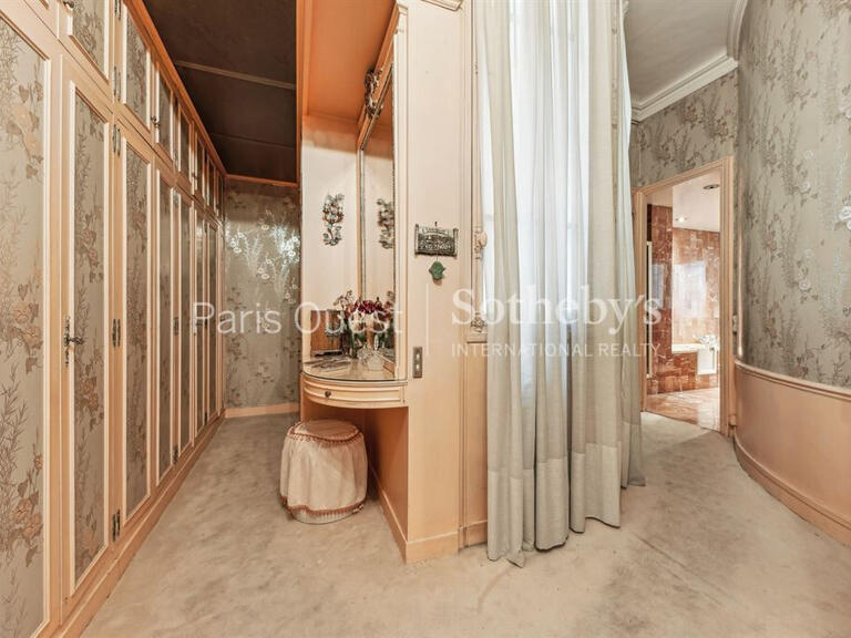 Apartment Paris 16e - 4 bedrooms - 285m²