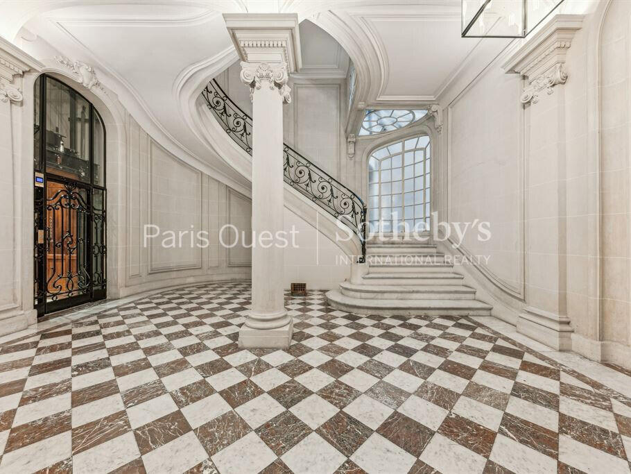 Apartment Paris 16e