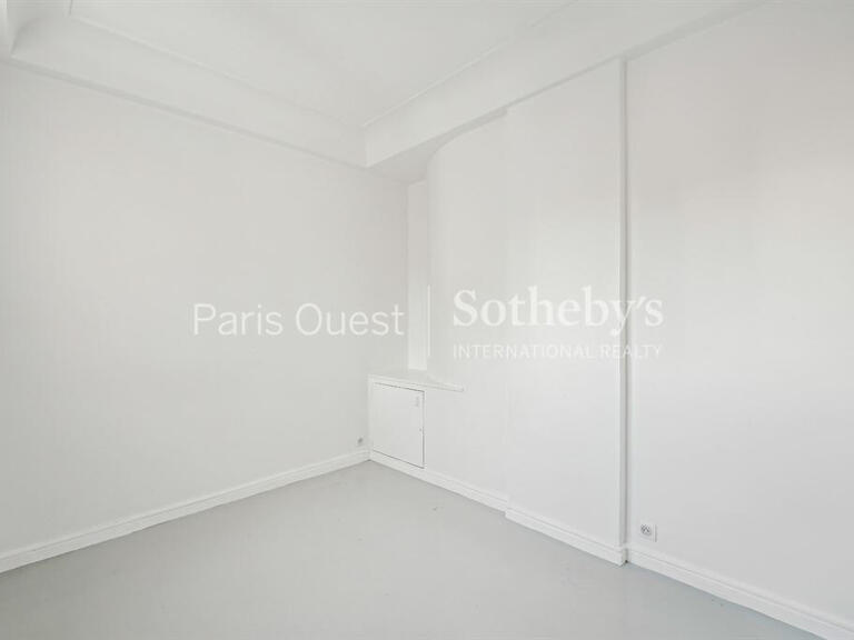 Appartement Paris 16e - 2 chambres - 115m²