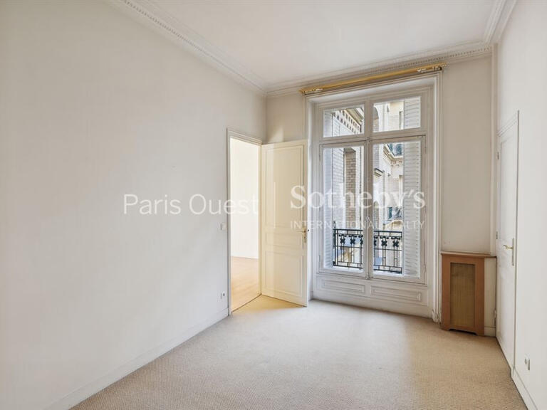 Apartment Paris 16e - 5 bedrooms - 371m²