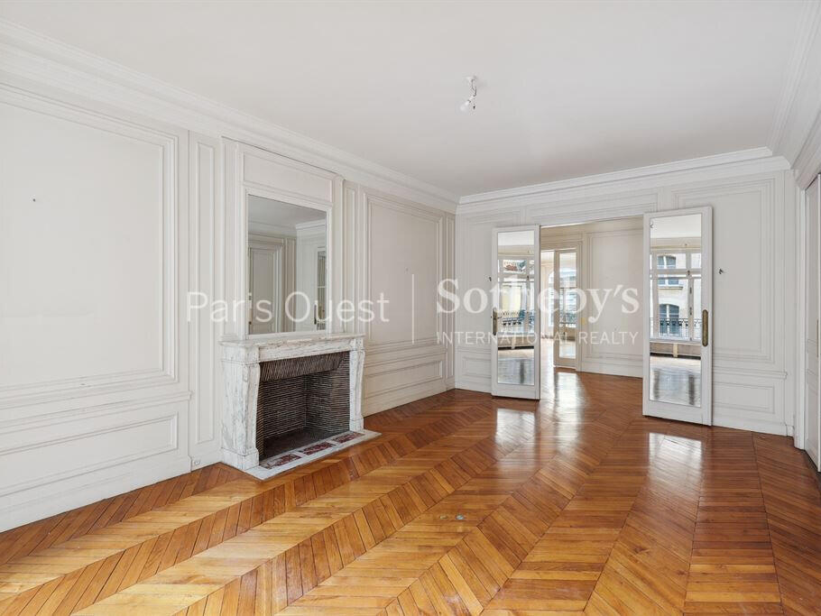 Apartment Paris 16e