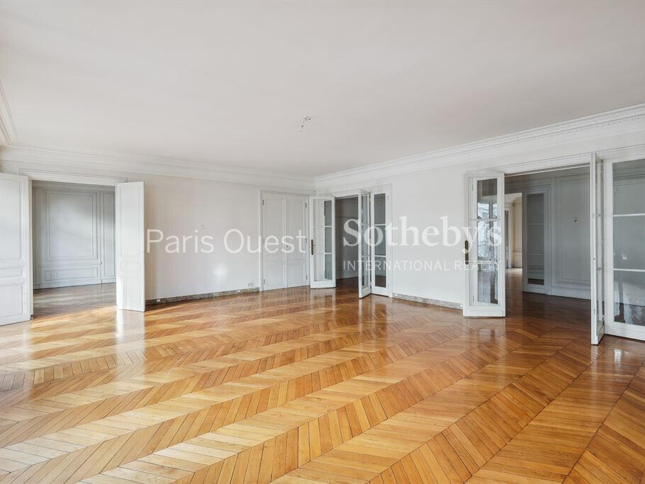 Apartment Paris 16e