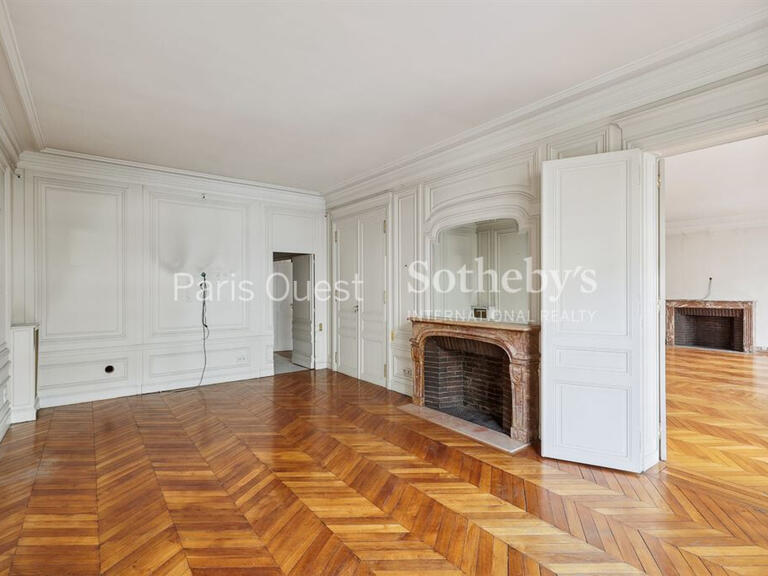 Apartment Paris 16e - 5 bedrooms - 371m²