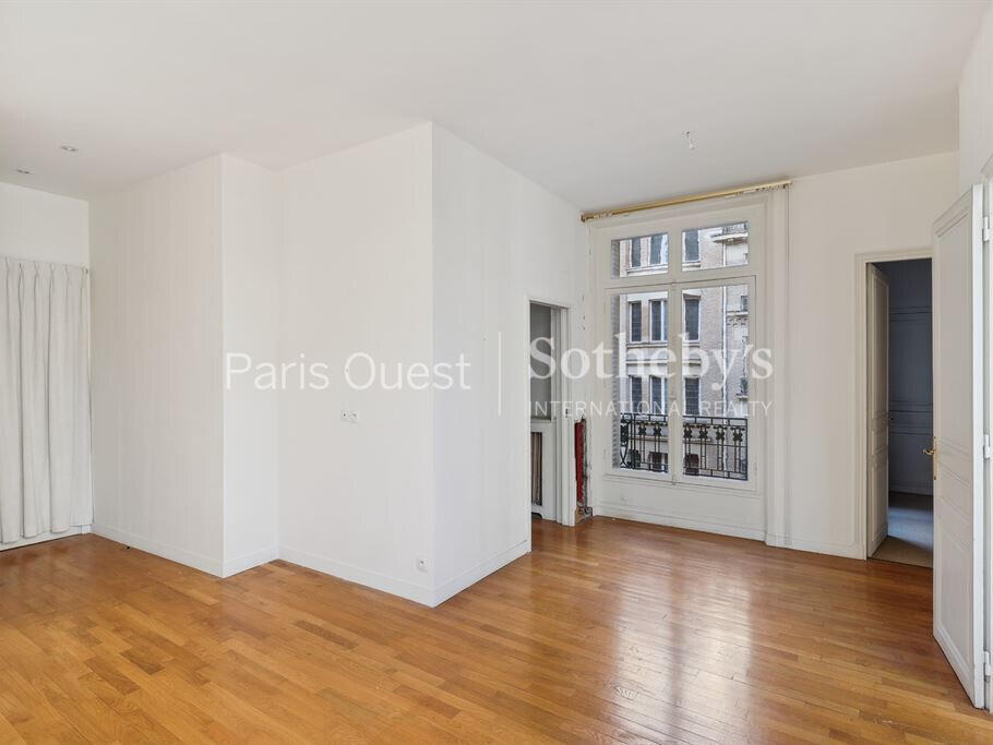 Apartment Paris 16e