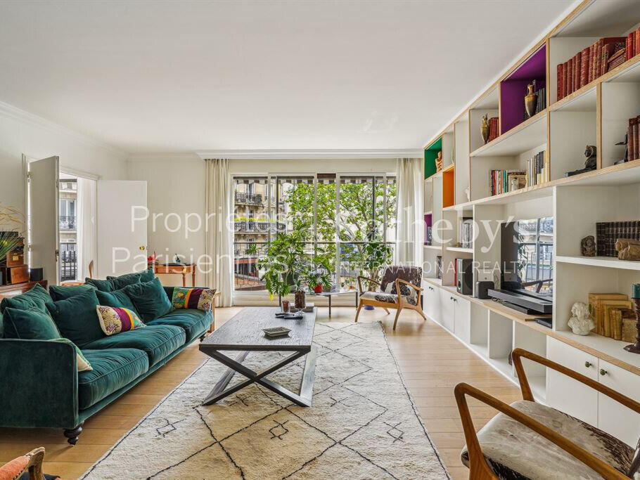 Apartment Paris 16e