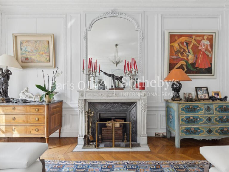 Appartement Paris 16e - 4 chambres - 243m²