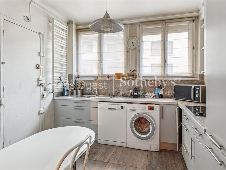 Appartement Paris 16e - 2 chambres - 132m²