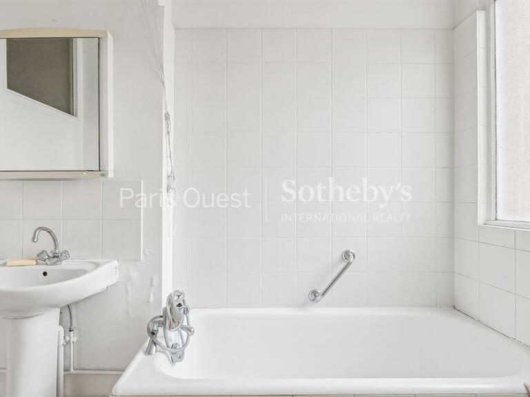 Appartement Paris 16e - 2 chambres - 132m²