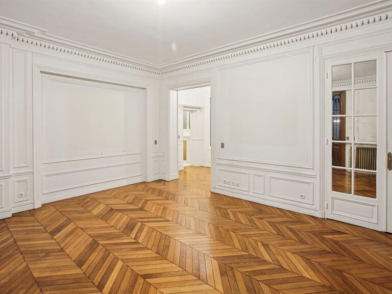 Apartment Paris 16e - 4 bedrooms - 180m²