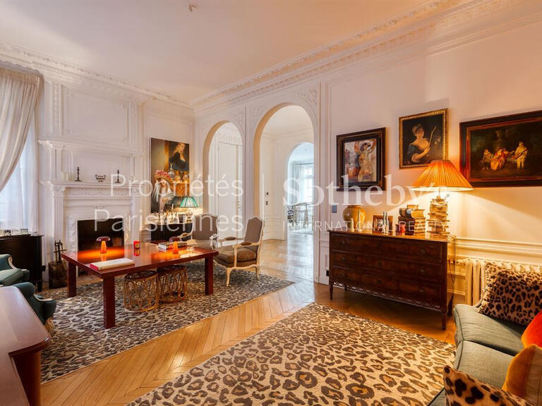 Apartment Paris 16e - 4 bedrooms - 231m²