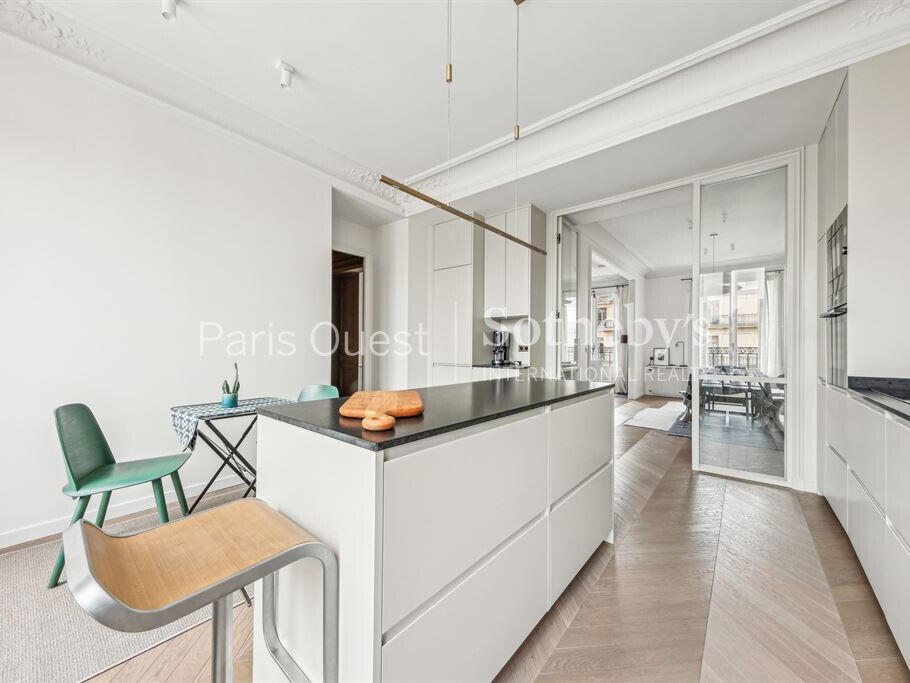 Apartment Paris 16e